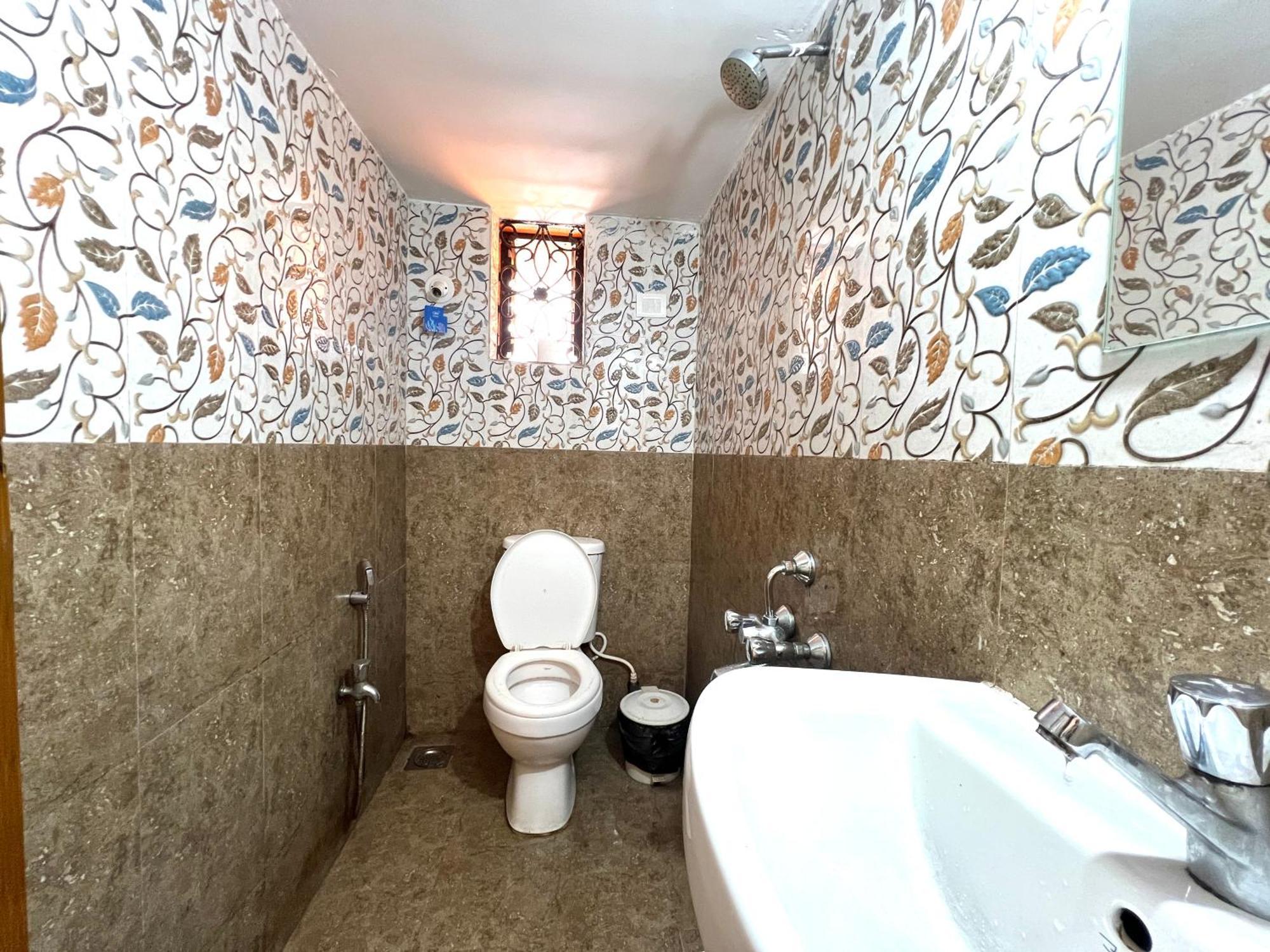 Aura Rooms & Swimming Pool, Calangute Kültér fotó